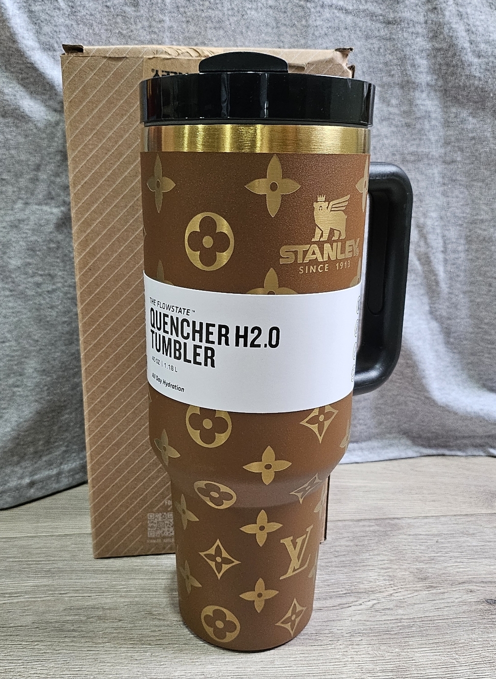 40 Oz Stanley Quencher Tumbler